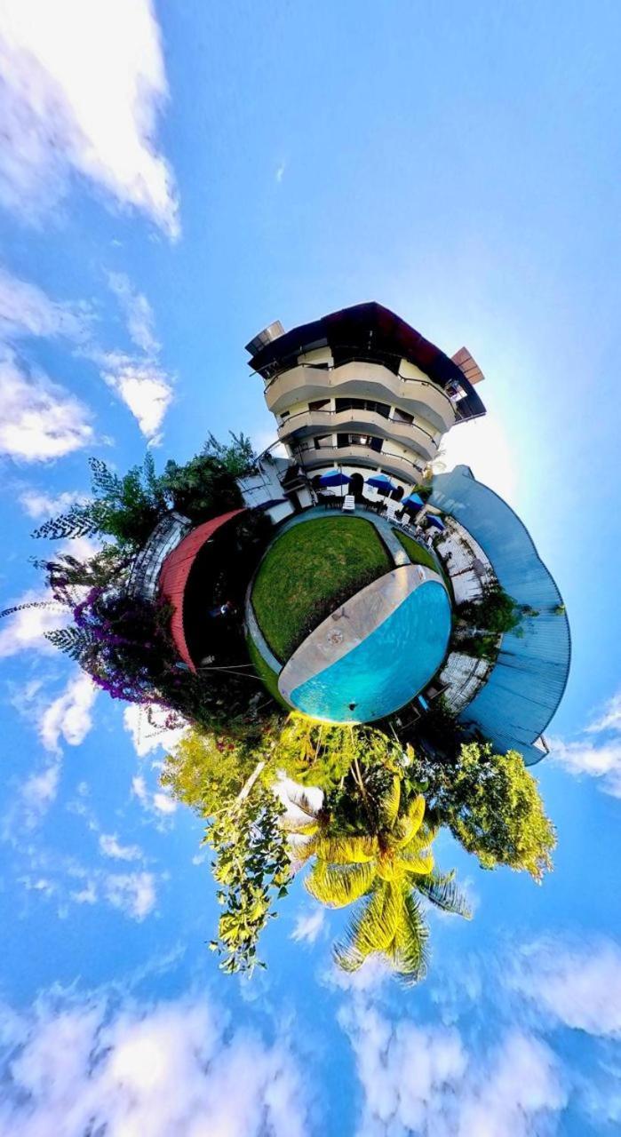 Chanchamayo Inn Hotel Ла-Мерсед Экстерьер фото